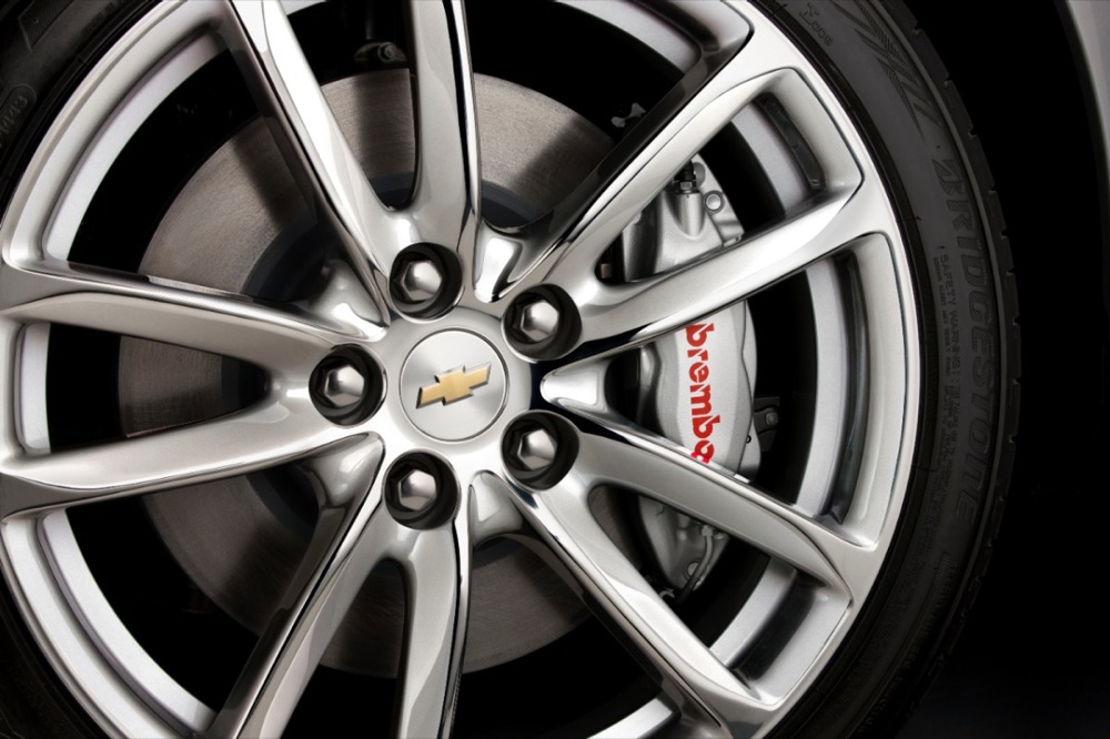 Chevy ss tire size