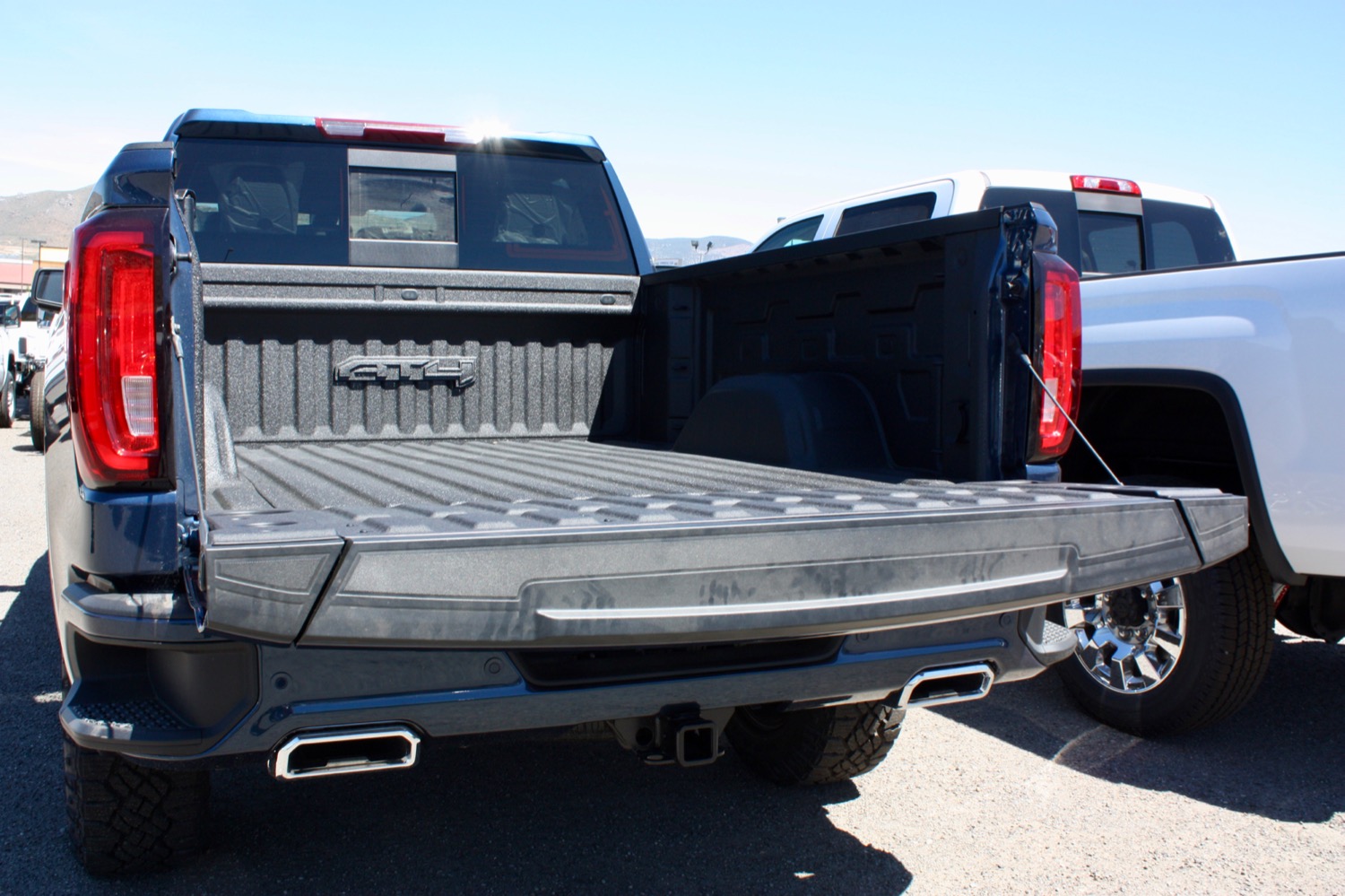 2017 Gmc Sierra Tailgate