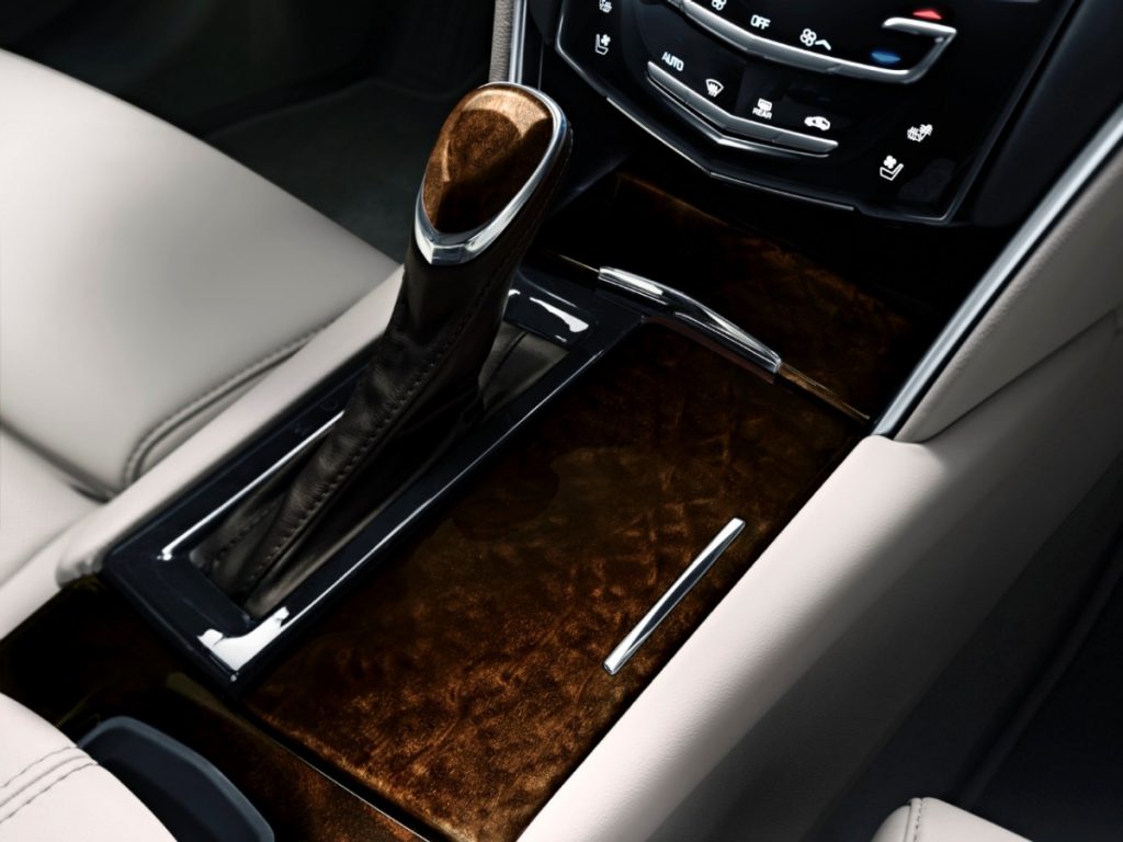 Feature Spotlight: In Selecting Wood Trims, Cadillac XTS ...