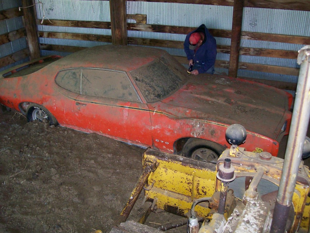 1969 Pontiac GTO Barn Find In Bad Shape | GM Authority