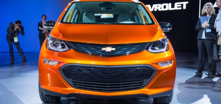 Is A 200 Mile Range 2017 Bolt Ev Enough Gm Authority 2017 Chevrolet Bolt Ev Naias 2016 Live Reveal 001