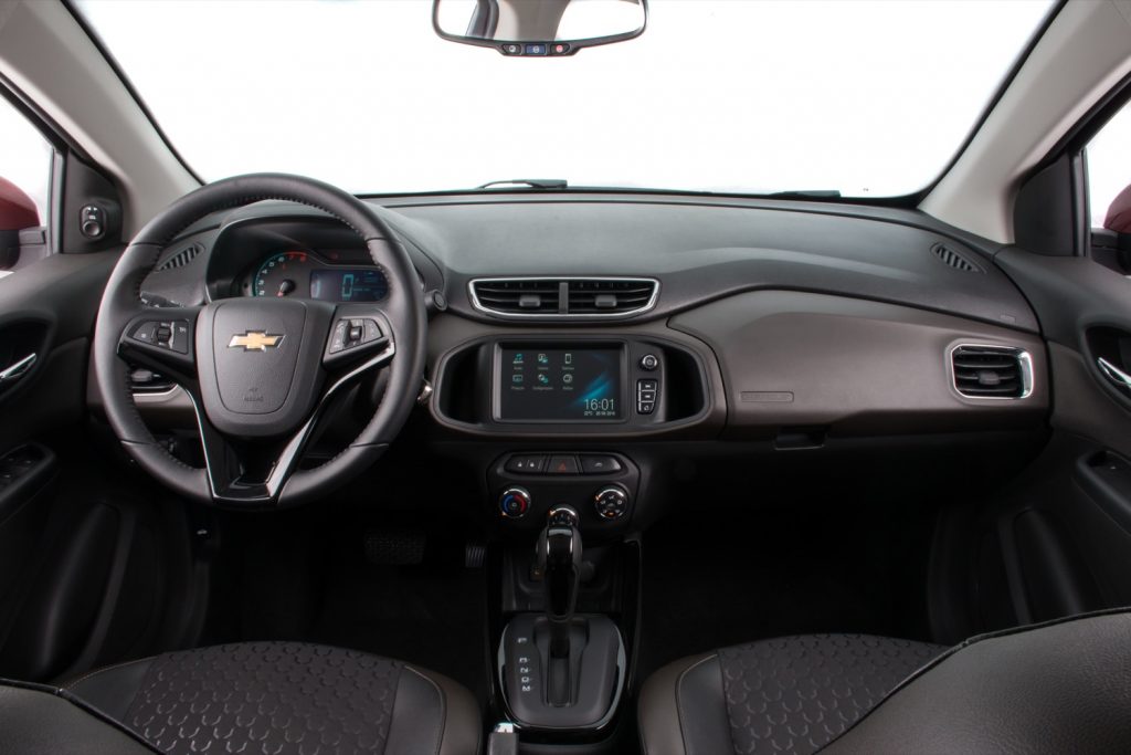 http://gmauthority.com/blog/wp-content/uploads/2016/07/2017-Chevrolet-Prisma-Interior-006-1024x683.jpg