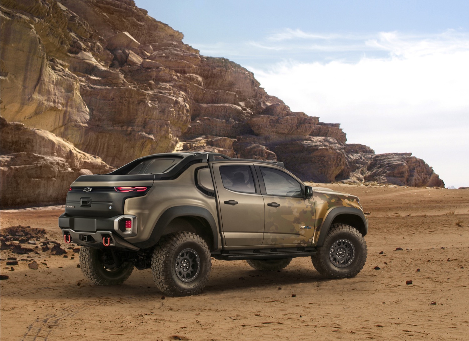 Chevrolet Colorado Zh Revealed For Military Gm Authority