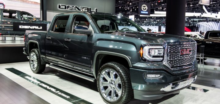 Gmc Sierra S Down 11 In July 2017 Gm Authority 2017 Gmc Sierra Denali Ultimate 1500 Exterior Live At 2016 La Auto Show 003