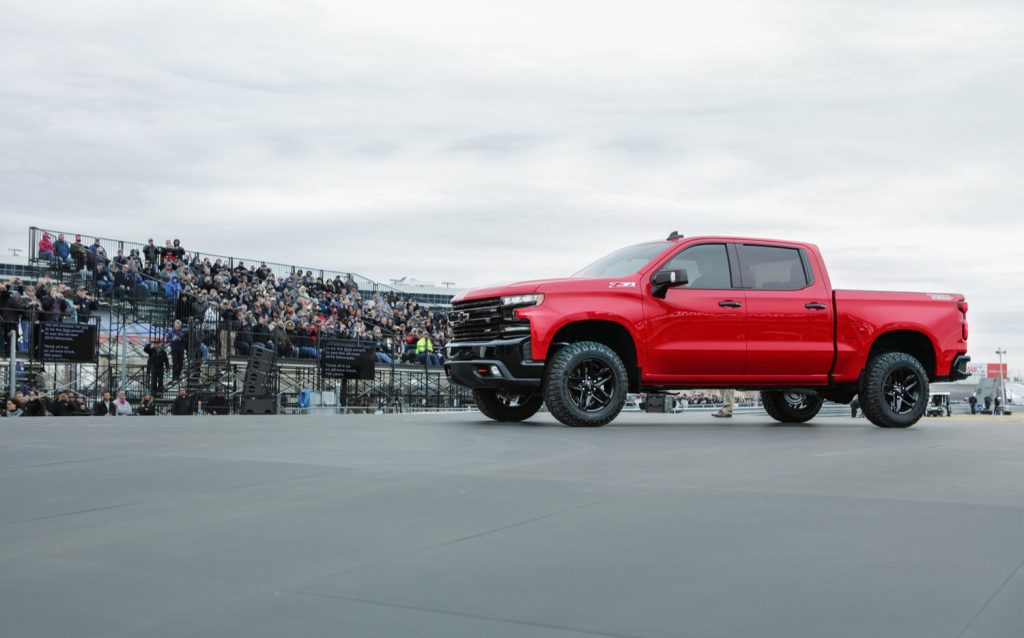 Will 2019 Chevy Silverado Offer Raptor Rival? | GM Authority Will 2019 Chevy Silverado Offer Raptor Rival? | GM Authority