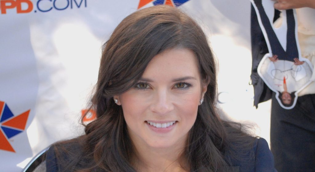 Danica Patrick To Drive For ECR At Indy 500 | GM Authority