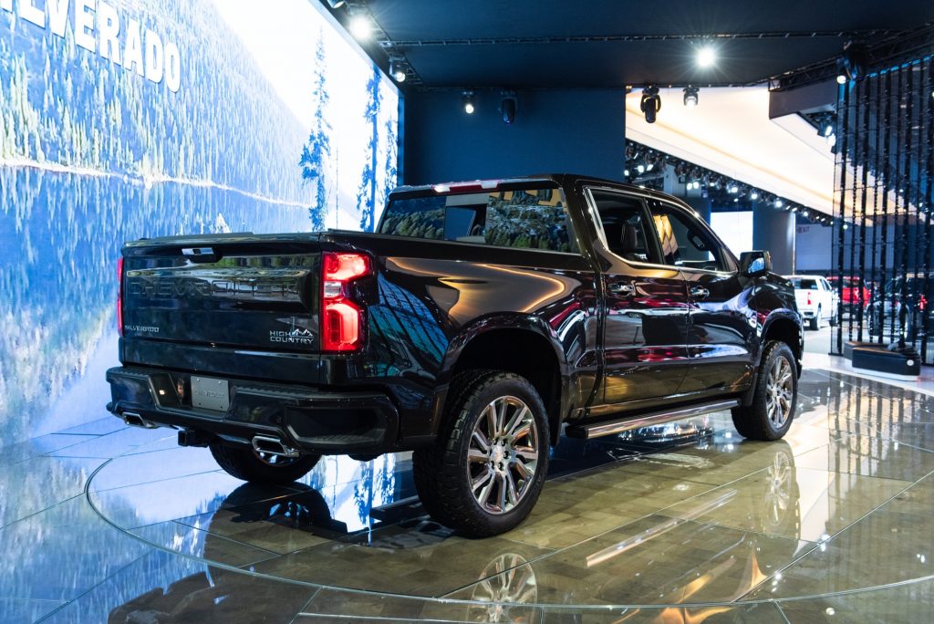 Which GM Truck Will Get Innovative New GM Tonneau Cover And When