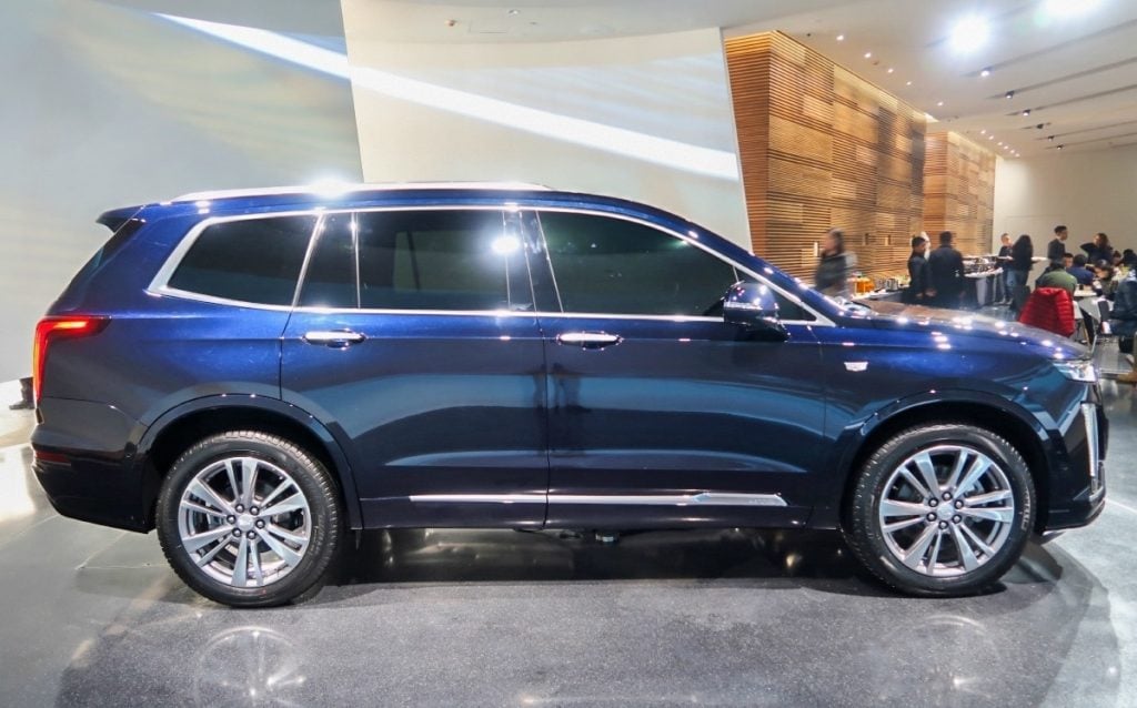 2020 Cadillac XT6 Premium Luxury Exterior China Live 010