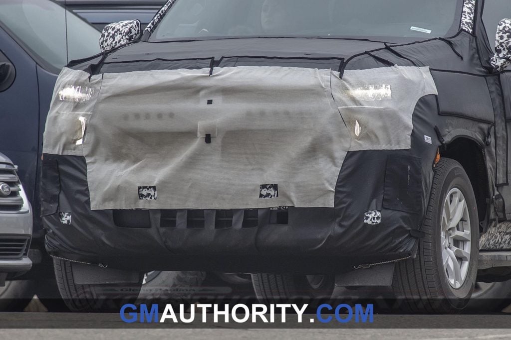 2020 Chevrolet Suburban - Spy Shots - Production Lights - March 2019 002