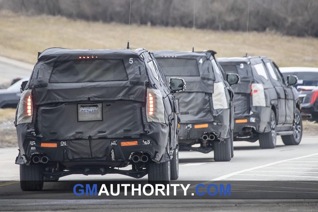 2020 GMC Yukon - Spy Pictures - Head lights and tail lights - March 2019 006