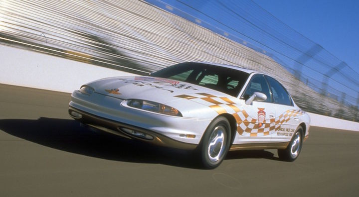 1997-oldsmobile-aurora-indy-500-pace-car