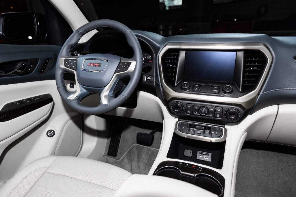 2020 Acadia Interior Adds Space Thanks To New Digital Shifter GM