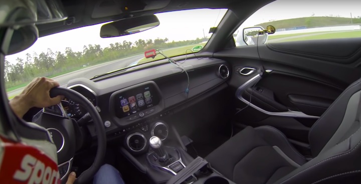 Sport-Auto-Camaro-Video-1