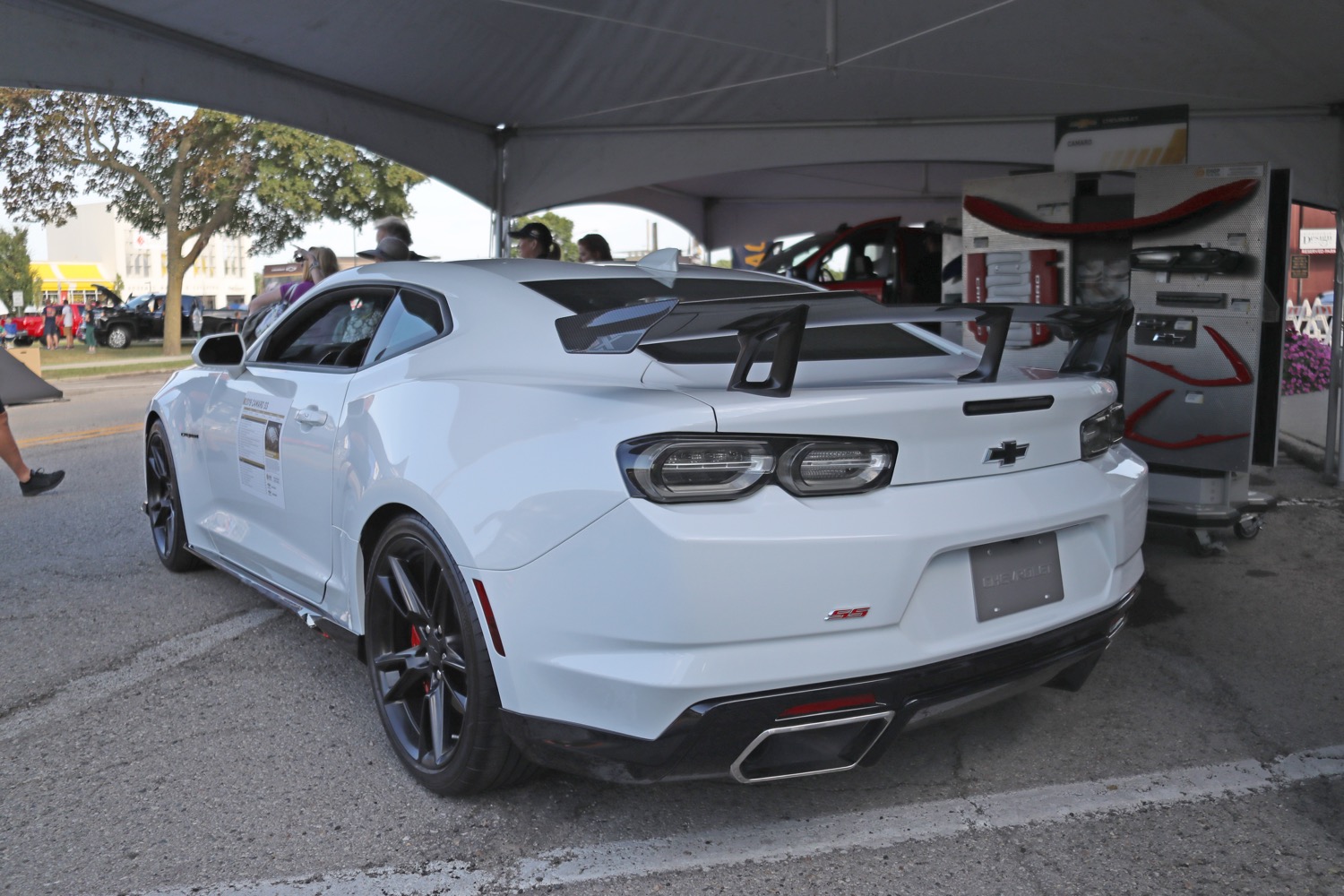 2020 Camaro Ss Shows Off Accessories At Woodward Gm Authority