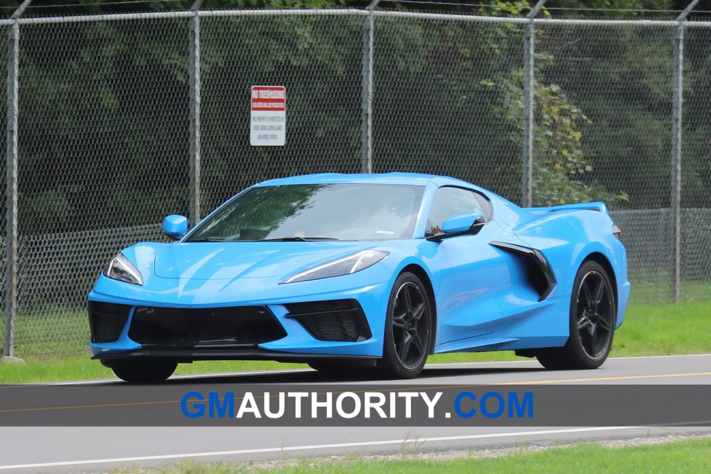 2022 corvette stingray baby blue