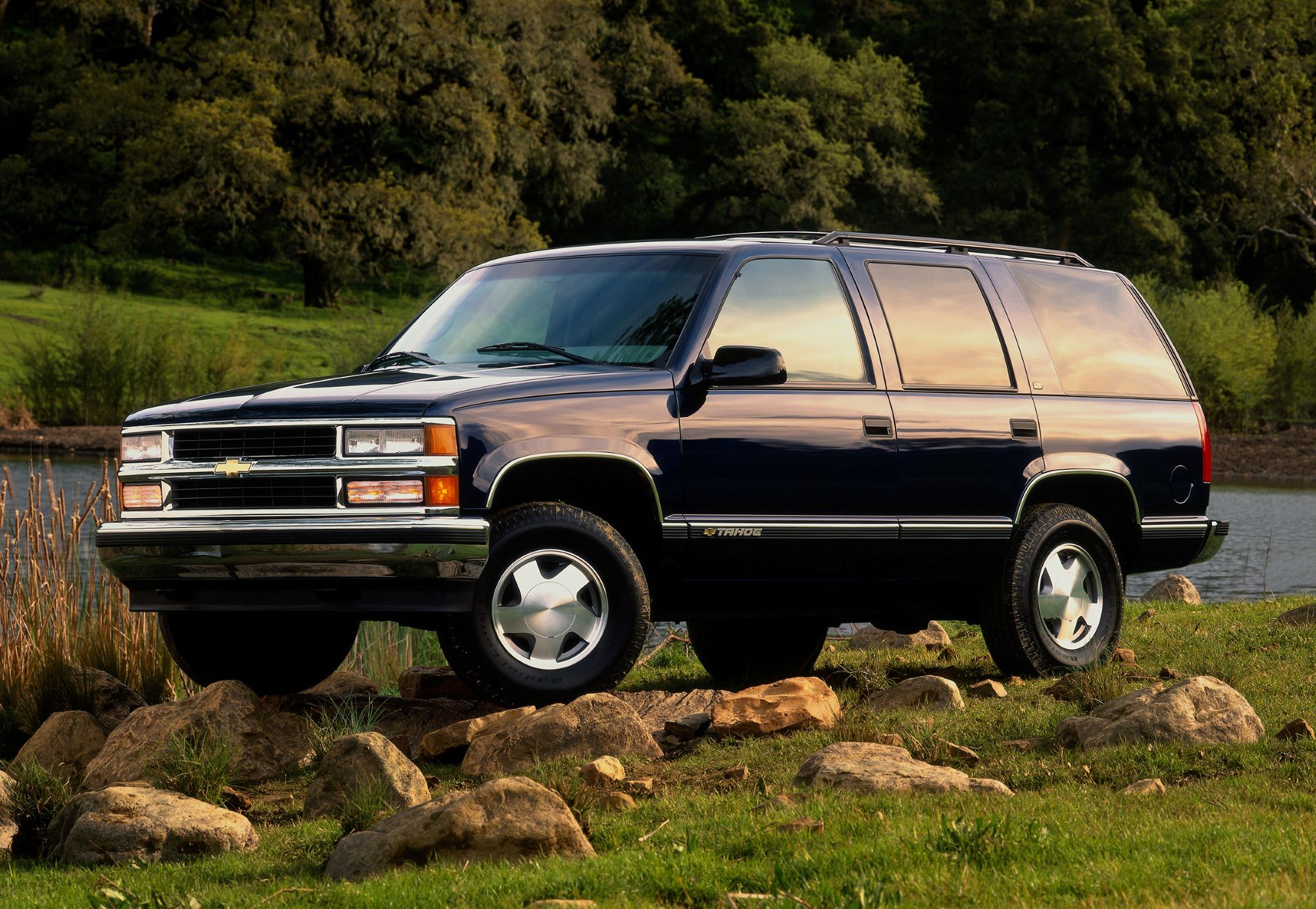 Chevrolet Tahoe Turns 25 As 2021 Model Looms GM Authority