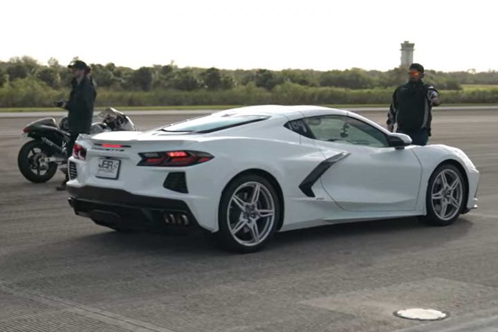 Corvette Hits Almost 192 MPH At Kennedy Space Center Video