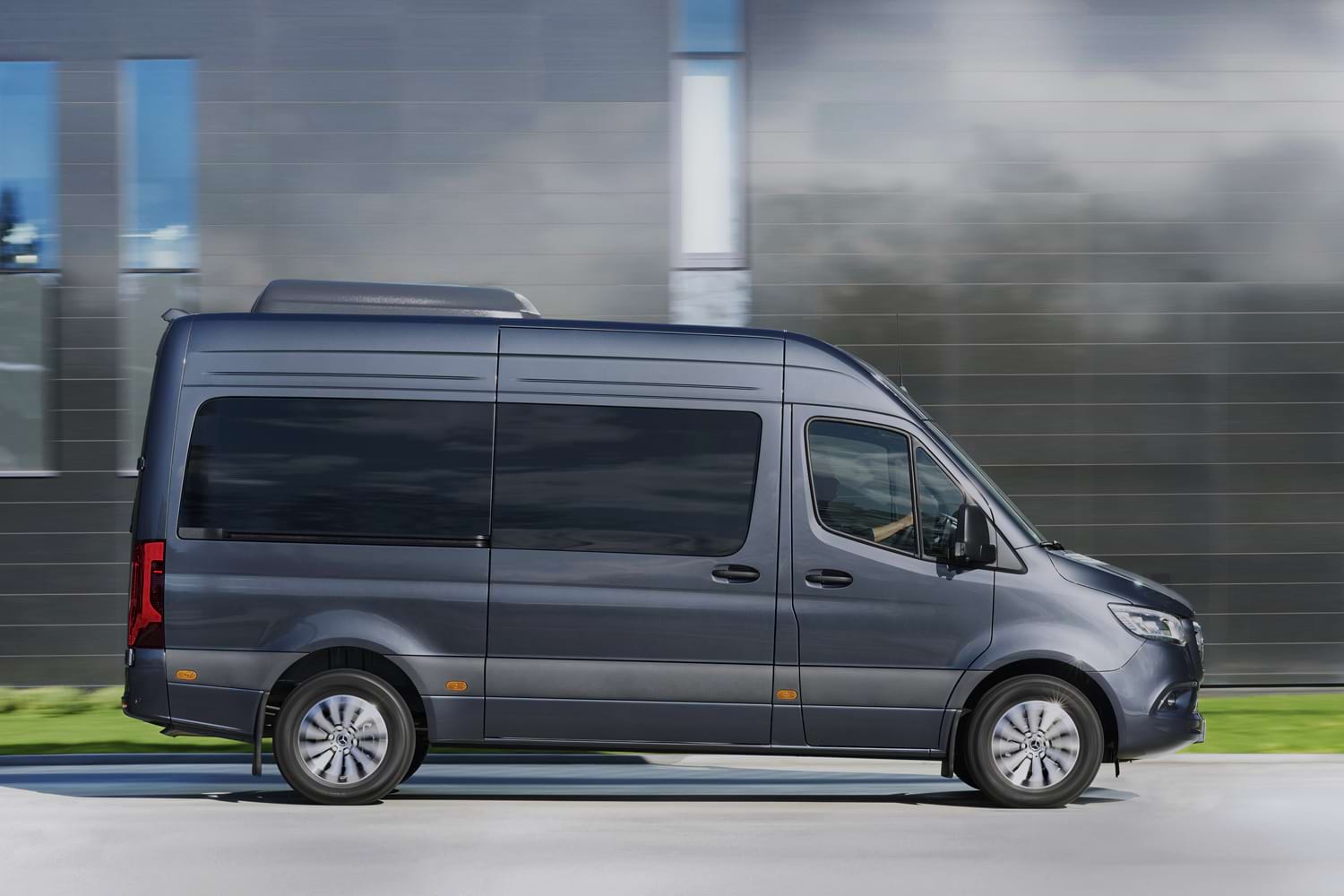 Mercedes Benz Sprinter Exterior Side Gm Authority