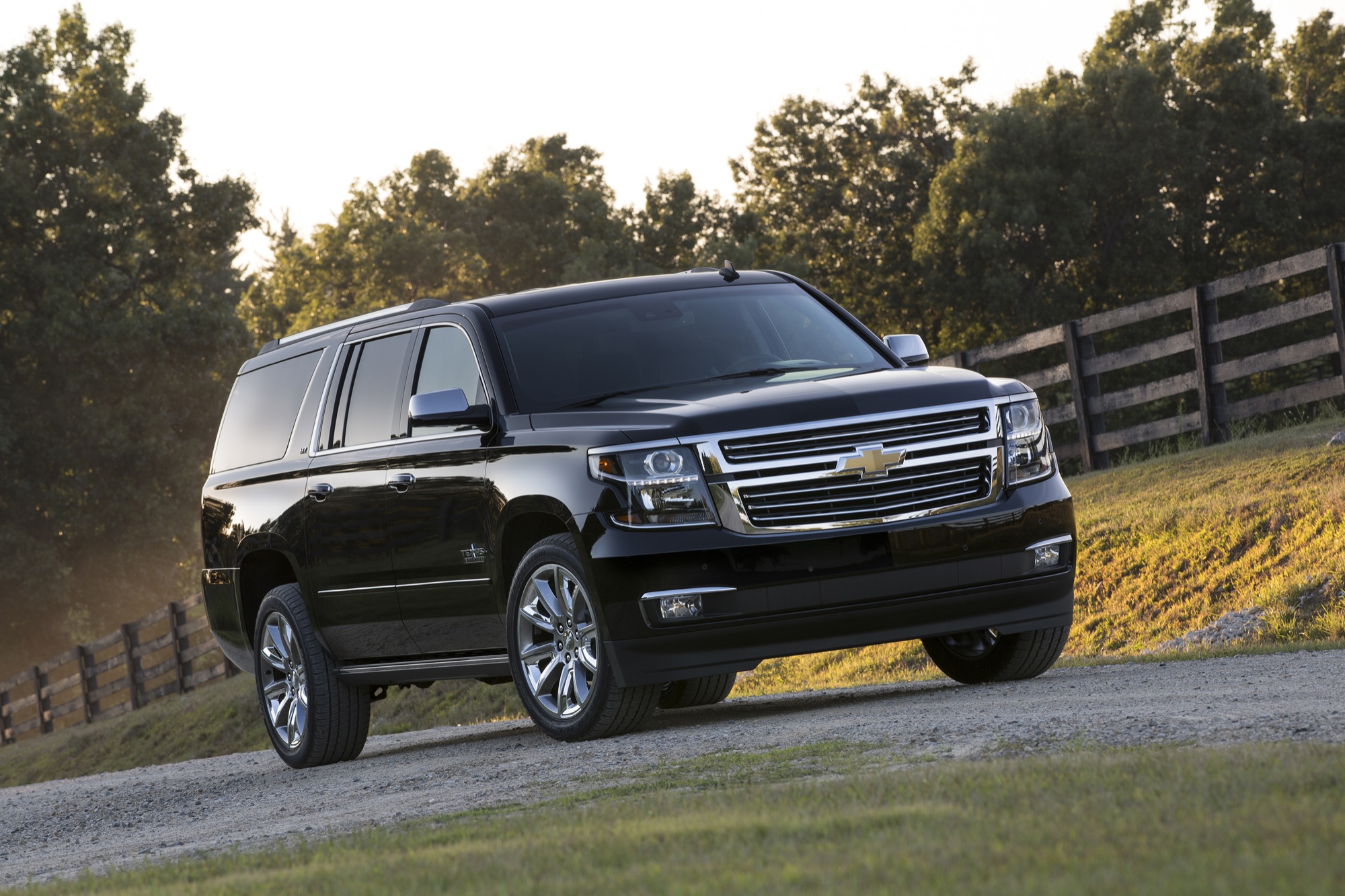 2019 Chevrolet Suburban Order Guide | GM Authority