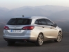 2016-opel-astra-k-sports-tourer-02