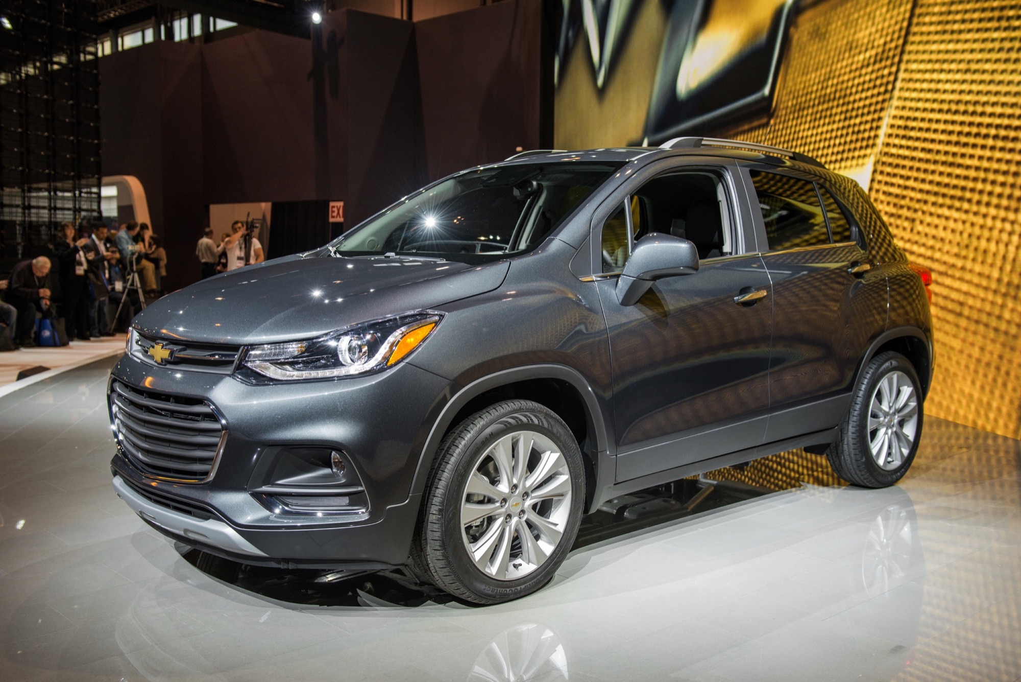 2016 chevrolet trax grey