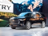 2018-chevrolet-traverse-high-country-exterior-live-reveal-002