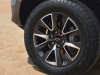 2021-chevrolet-tahoe-z71-middle-east-exterior-053-front-wheel-and-tire-machined-aluminum-with-technical-gray-pockets-nzu