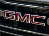 2021-gmc-canyon-at4-off-road-performance-edition-exterior-045-grille-gmc-logo