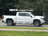 2022-gmc-sierra-1500-slt-white-frost-tricoat-real-world-photos-exterior-002