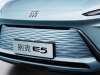 2023-buick-electra-e5-china-press-photos-exterior-012-front-fascia-drl-daytime-running-lights-buick-logo-badge-grille-e5-logo-badge