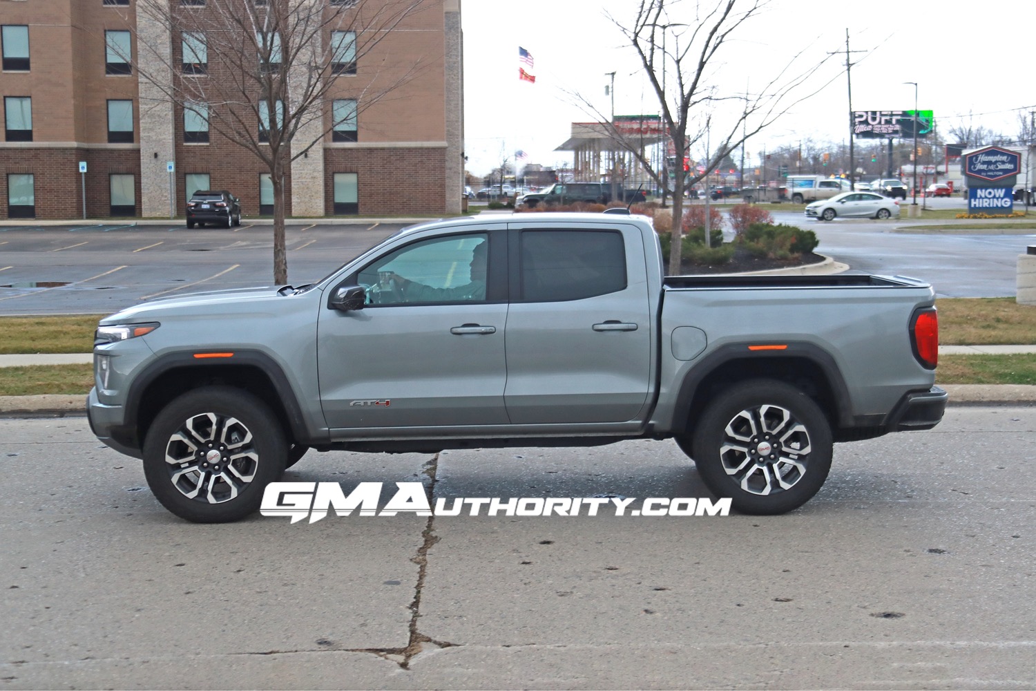 2023-gmc-canyon-at4-sterling-metallic-gxd-20-inch-wheels-rd5-real-world-photos-exterior3-chevrolet-colorado-trail-boss-sterling-gray-metallic-gxd-first-real-world-photos-exterior-005