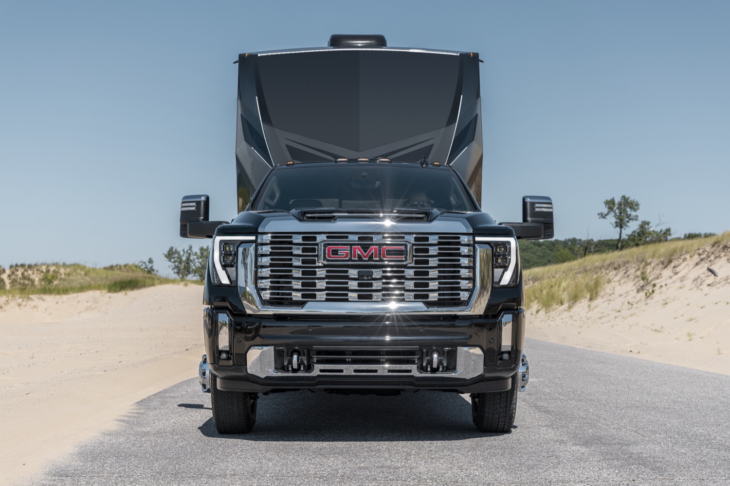 Here Are The 2024 GMC Sierra HD Towing Capacities