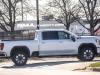 2024-gmc-sierra-2500-hd-denali-crew-cab-short-bed-white-frost-tricoat-g1w-first-real-world-photos-exterior-009