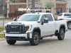 2024-gmc-sierra-2500-hd-denali-ultimate-white-frost-tricoat-g1w-on-the-road-photos-exterior-003