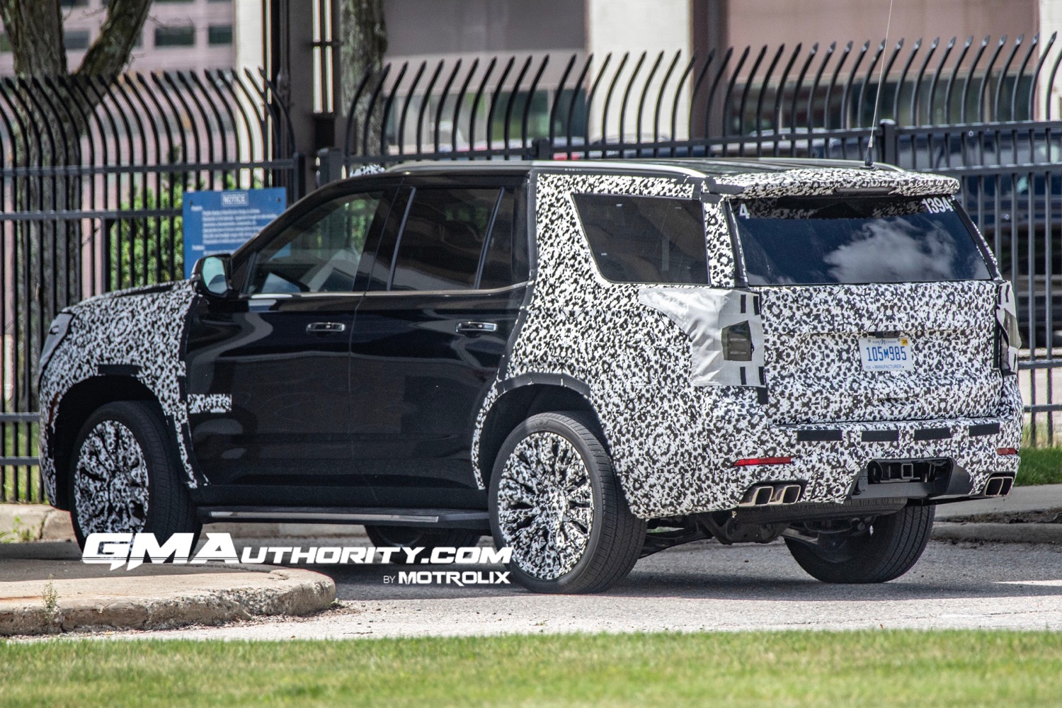 2025 Chevy Tahoe Premier Spied Reveals Some Extra Details