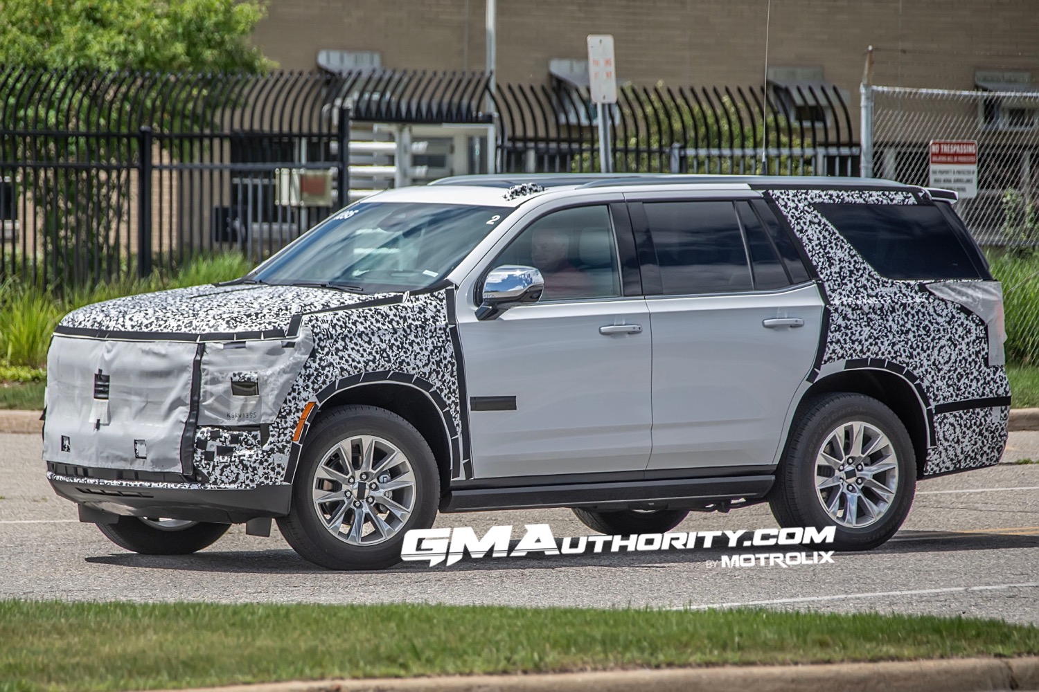 2024 Chevy Tahoe Premier Spied Reveals Some Extra Details