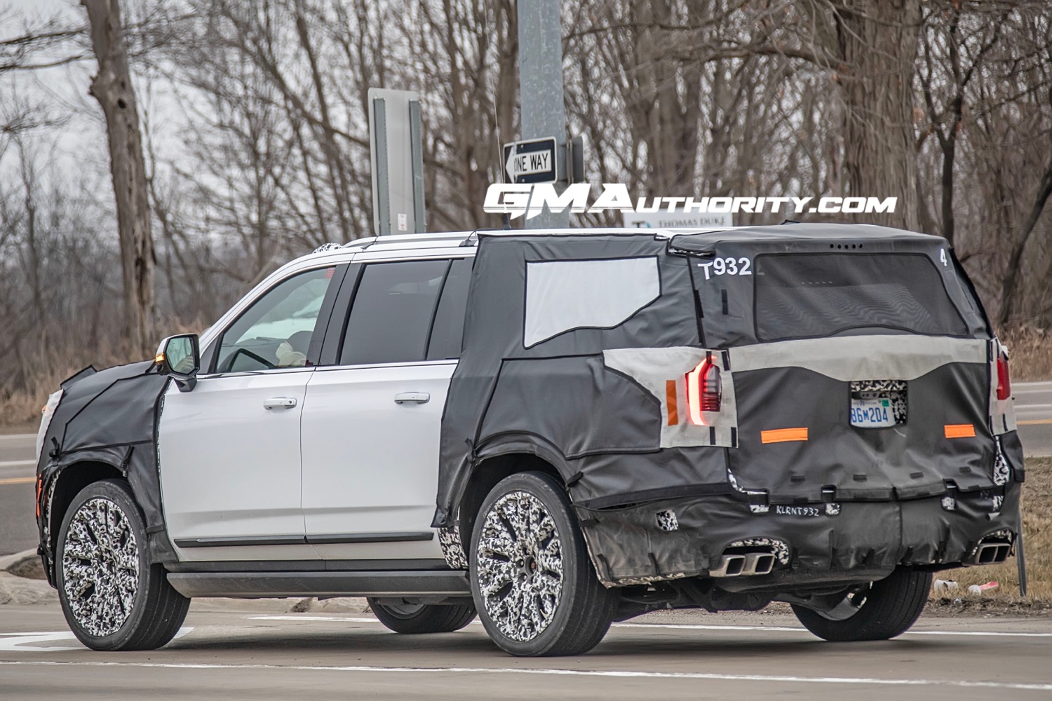 2024 GMC Yukon Denali Ultimate Caught Testing Photos