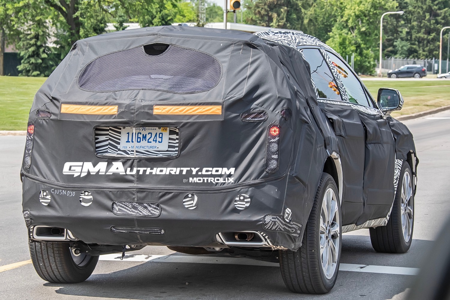 Here's Our Best Look Yet At The 2025 Cadillac XT5