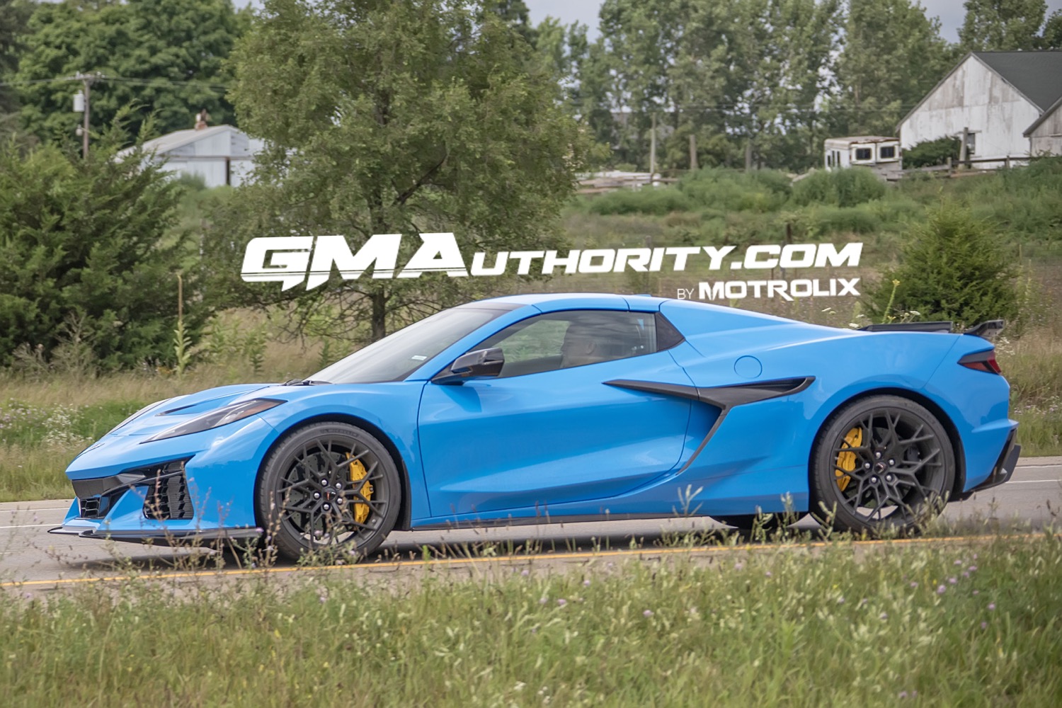 2025 Corvette ZR1 vs. Z06 vs. ERay vs. Stingray Specs