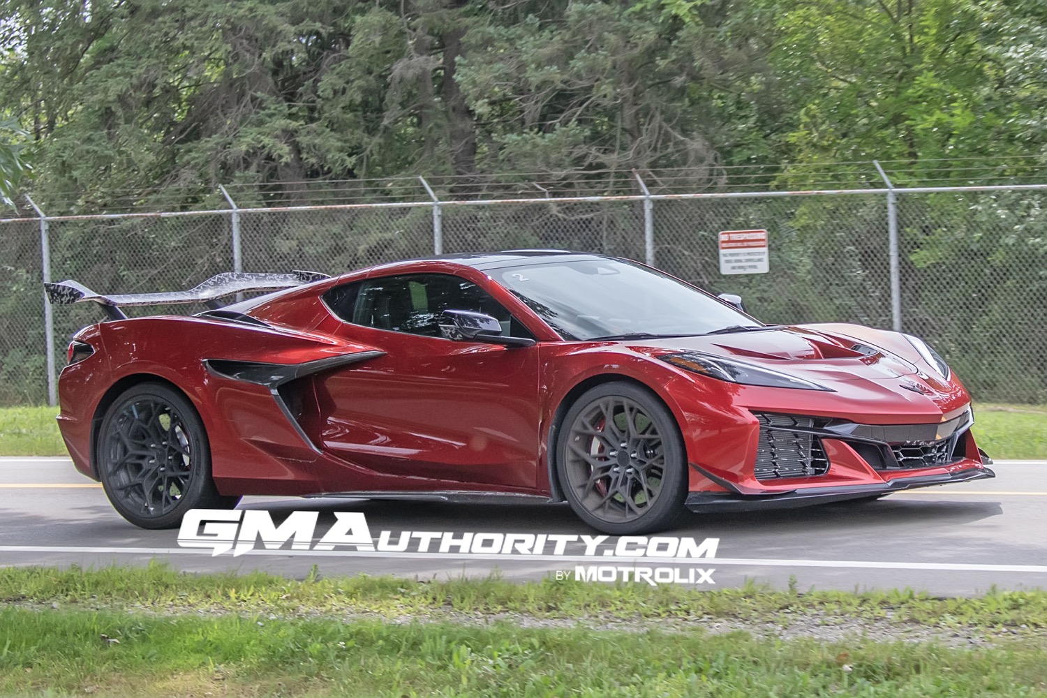 2025 Corvette Gets New Interior Color, Z06 Wheels And More