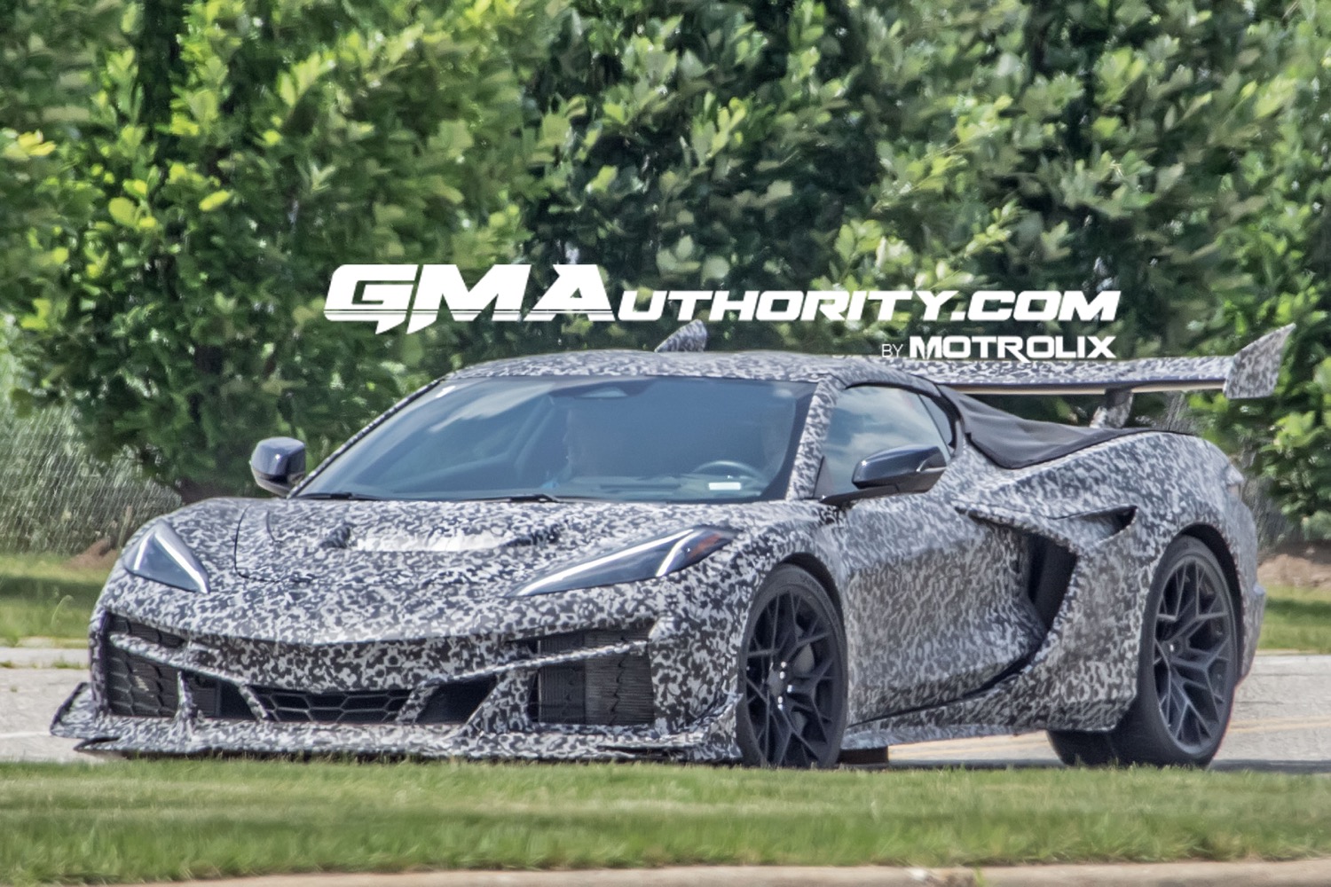 2025 Corvette ZR1 Rendered With Latest Details And Aero