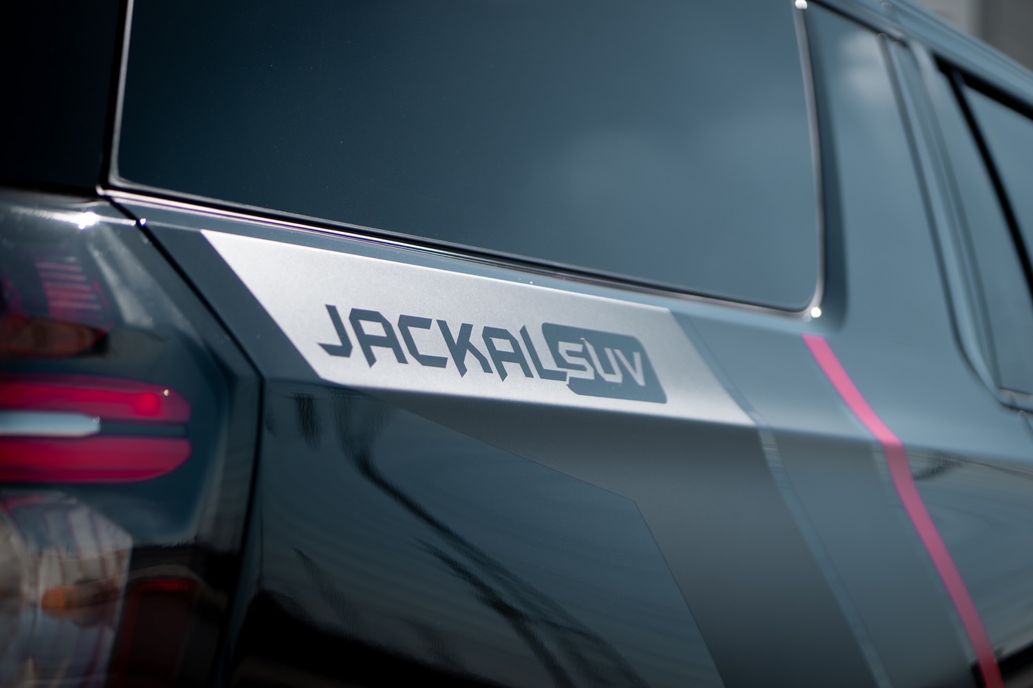 PaxPower Debuts Supercharged GM FullSize Jackal SUV Video