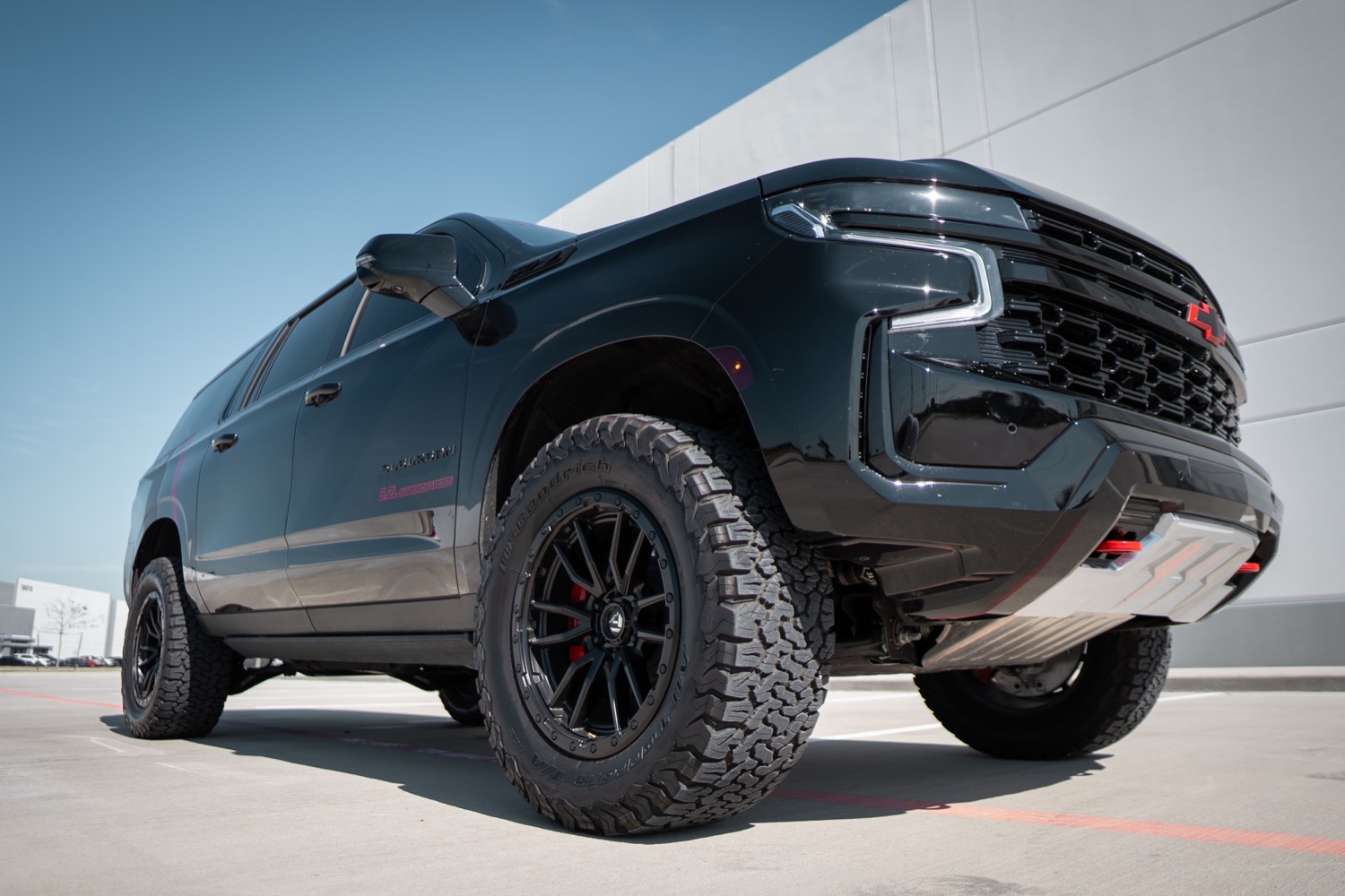 PaxPower Debuts Supercharged GM FullSize Jackal SUV Video