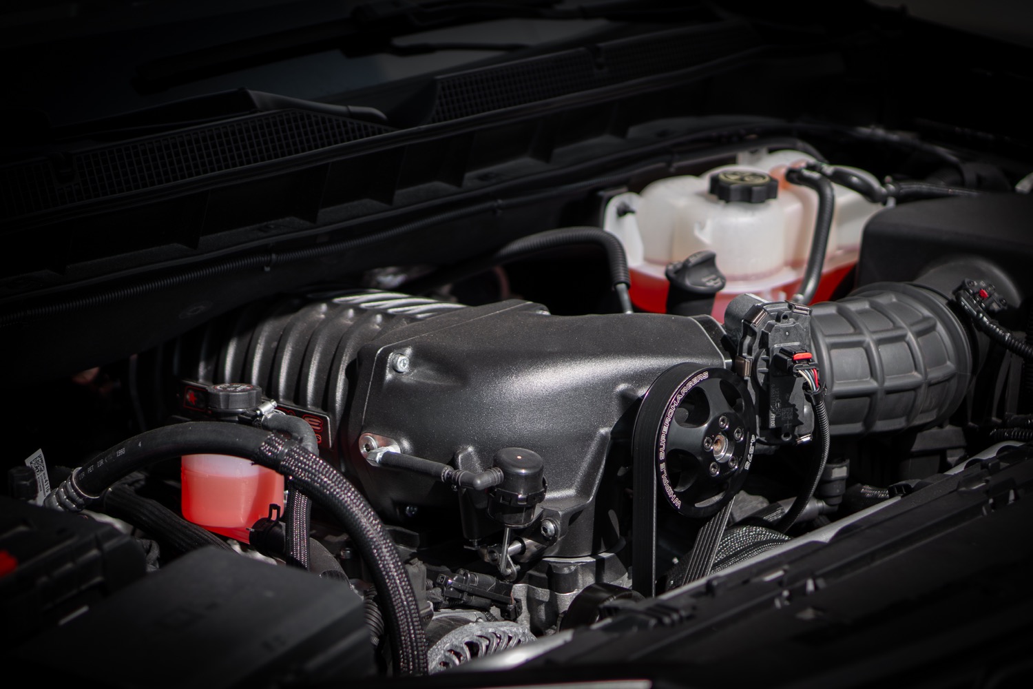 PaxPower Debuts Supercharged GM FullSize Jackal SUV Video