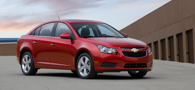 chevy-cruze-us-feat