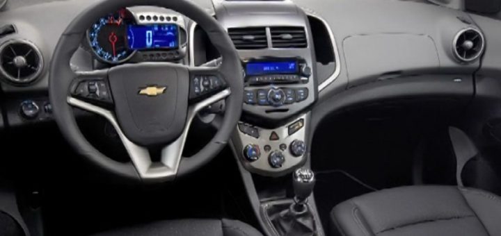 2011-Chevrolet-Aveo-4