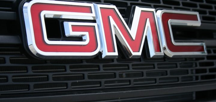 GMC Terrain - GMC logo