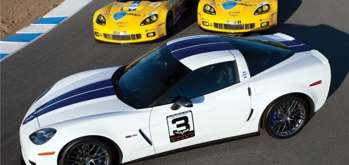 2011-Corvette-Z06-Le-Mans