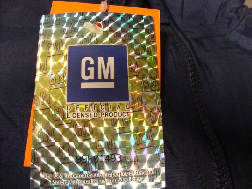 Review: The Official Chevrolet Fleece Jacket | GM Authority