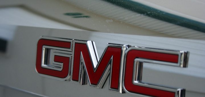 2010 GMC Terrain - GMC logo
